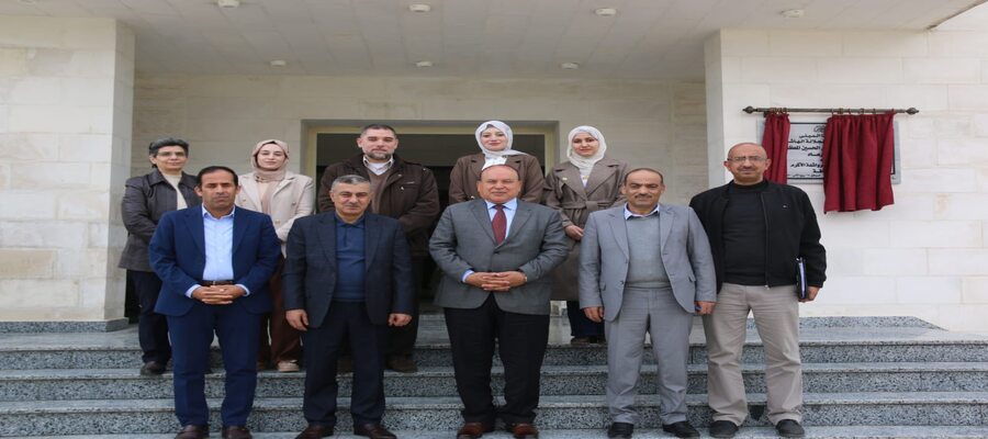 رئيس جامعة جرش يزور الكلية التقنية الجديدة ويطلع على سير العملية التدريسية