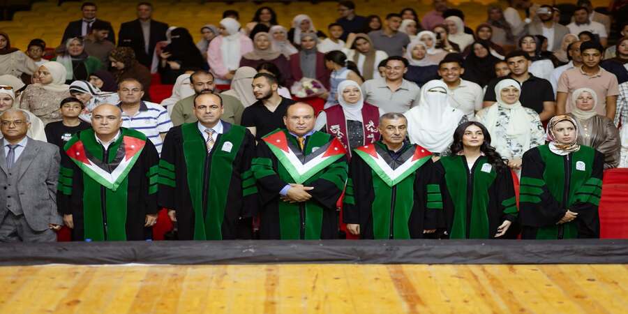 جامعة جرش تحتفل بتخريج طلبتها المصريين في تخصصي الصيدلة والعلاج الطبيعي بالقاهرة