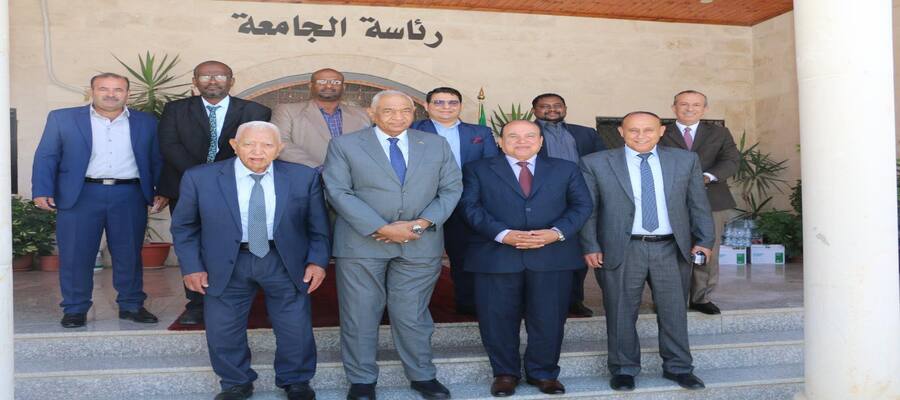 السفير السوداني يزور جامعة جرش 